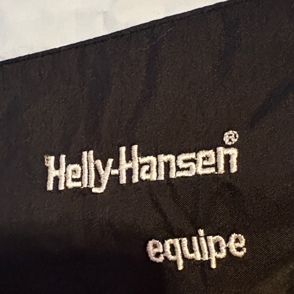 Helly Hansen Light Gray And Black Windbreaker Ski… - image 4